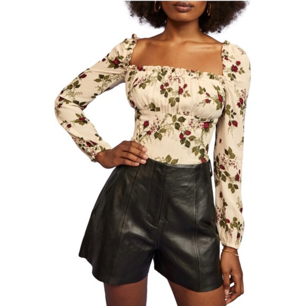 Reformation NWOT. Size 4. Bacio Top. Reformation too. Reformation shirt